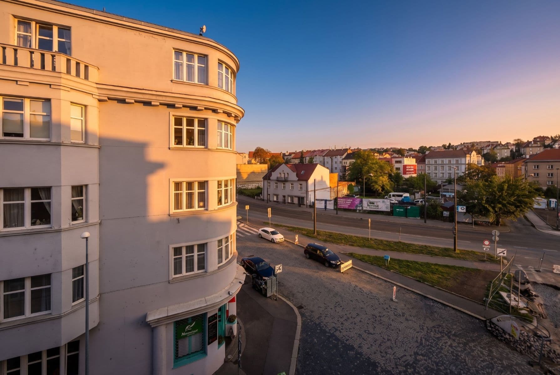 Prodej bytu 1+1 42 m², Primátorská, Praha, Praha Prodej bytu 1+1 42 m², Primátorská, Praha, Praha