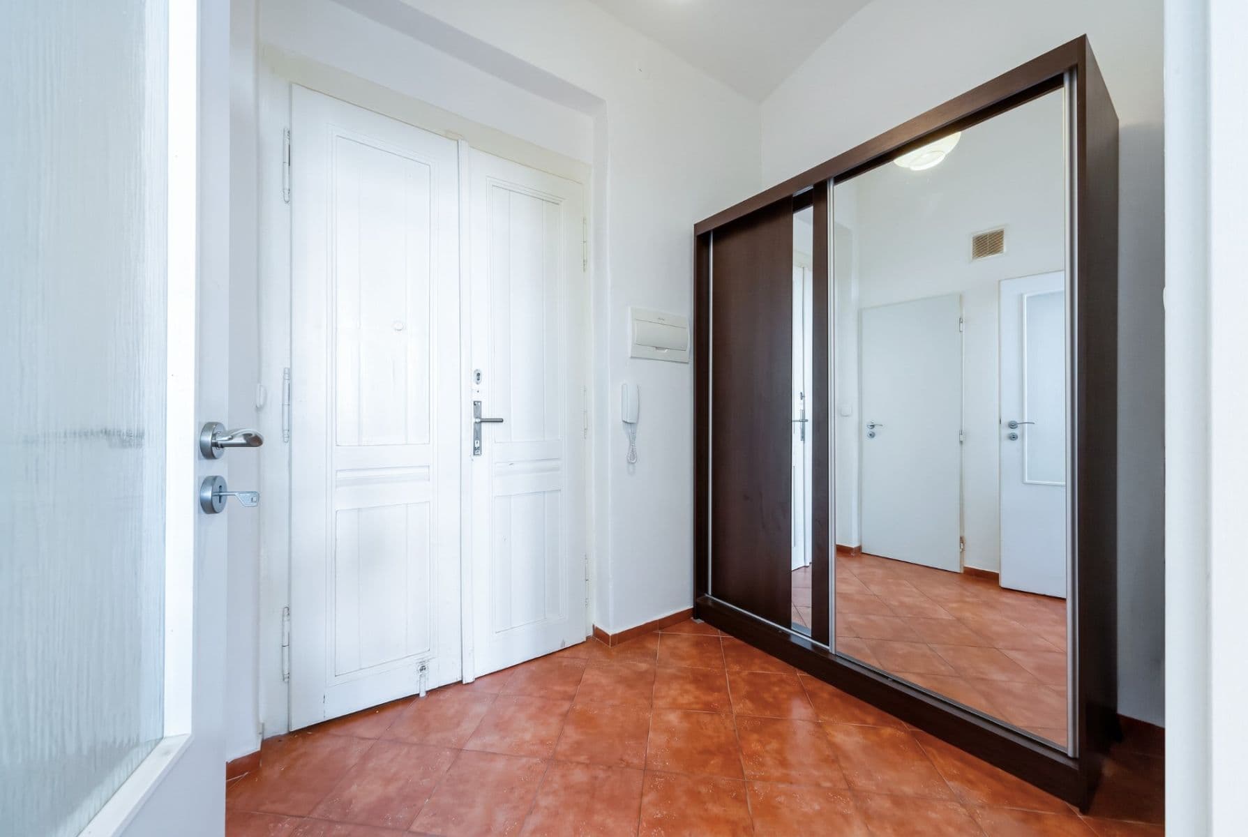 Prodej bytu 1+1 42 m², Primátorská, Praha, Praha Prodej bytu 1+1 42 m², Primátorská, Praha, Praha