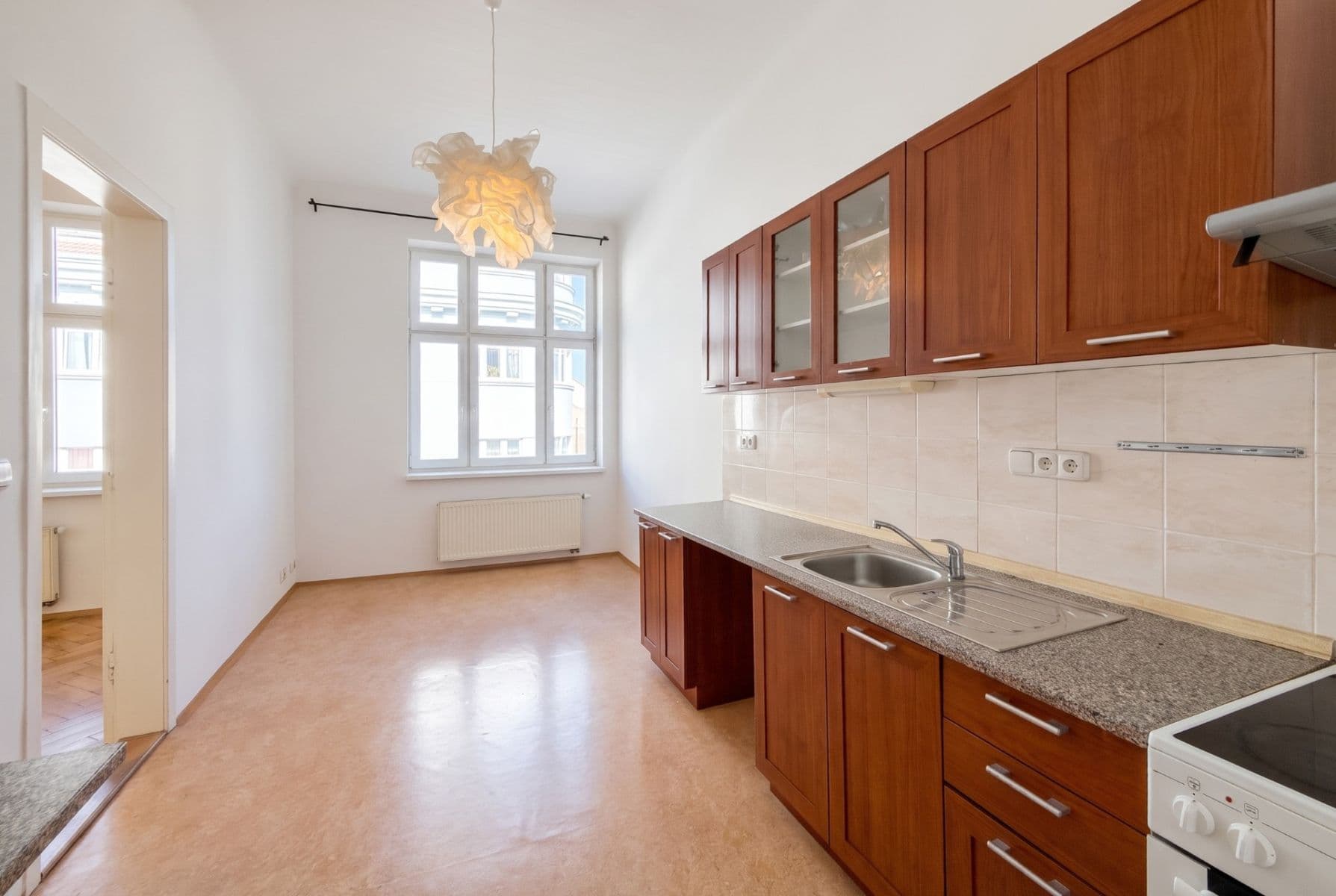 Prodej bytu 1+1 42 m², Primátorská, Praha, Praha Prodej bytu 1+1 42 m², Primátorská, Praha, Praha