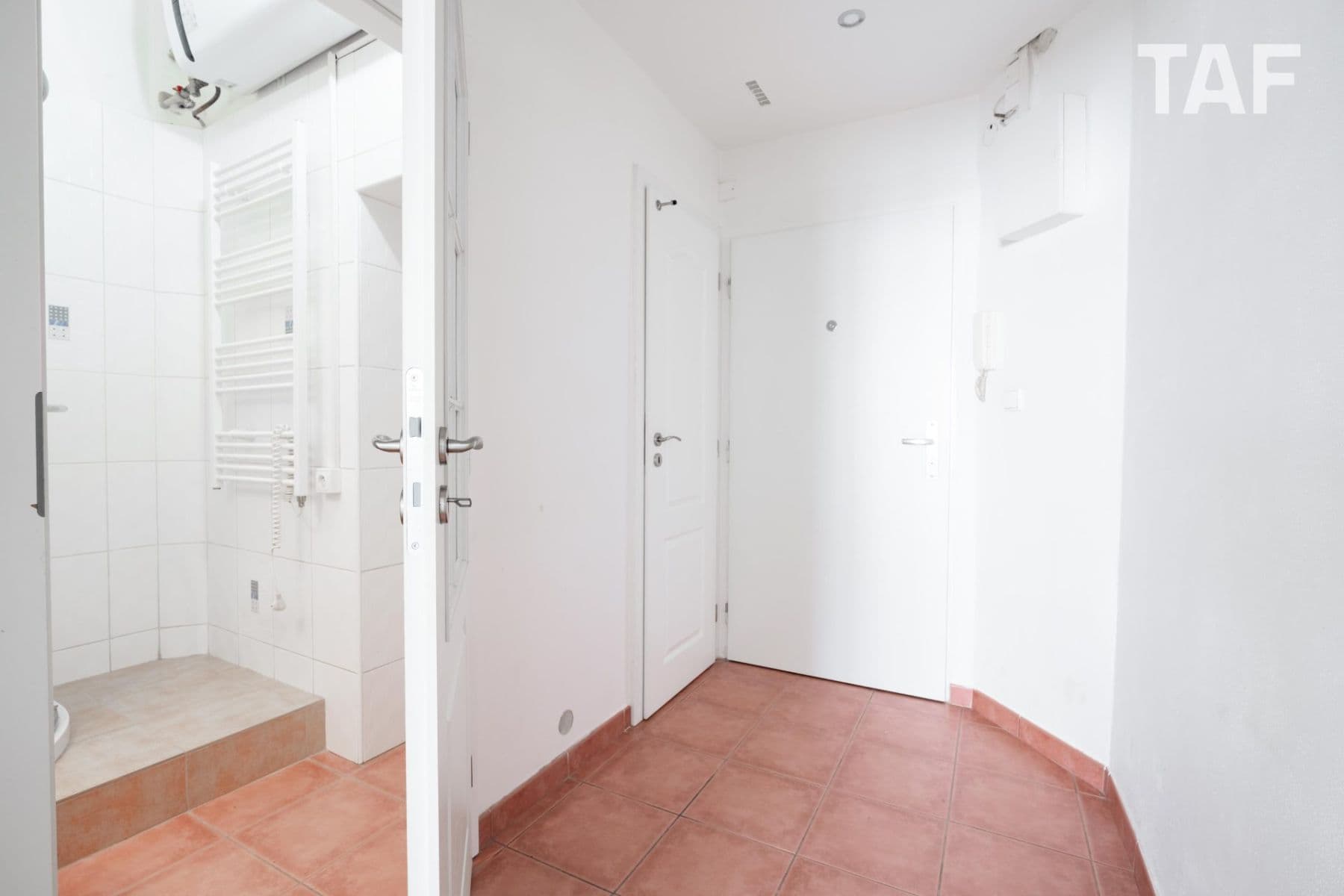 Prodej bytu 1+kk 34 m², Přípotoční, Praha, Praha Prodej bytu 1+kk 34 m², Přípotoční, Praha, Praha