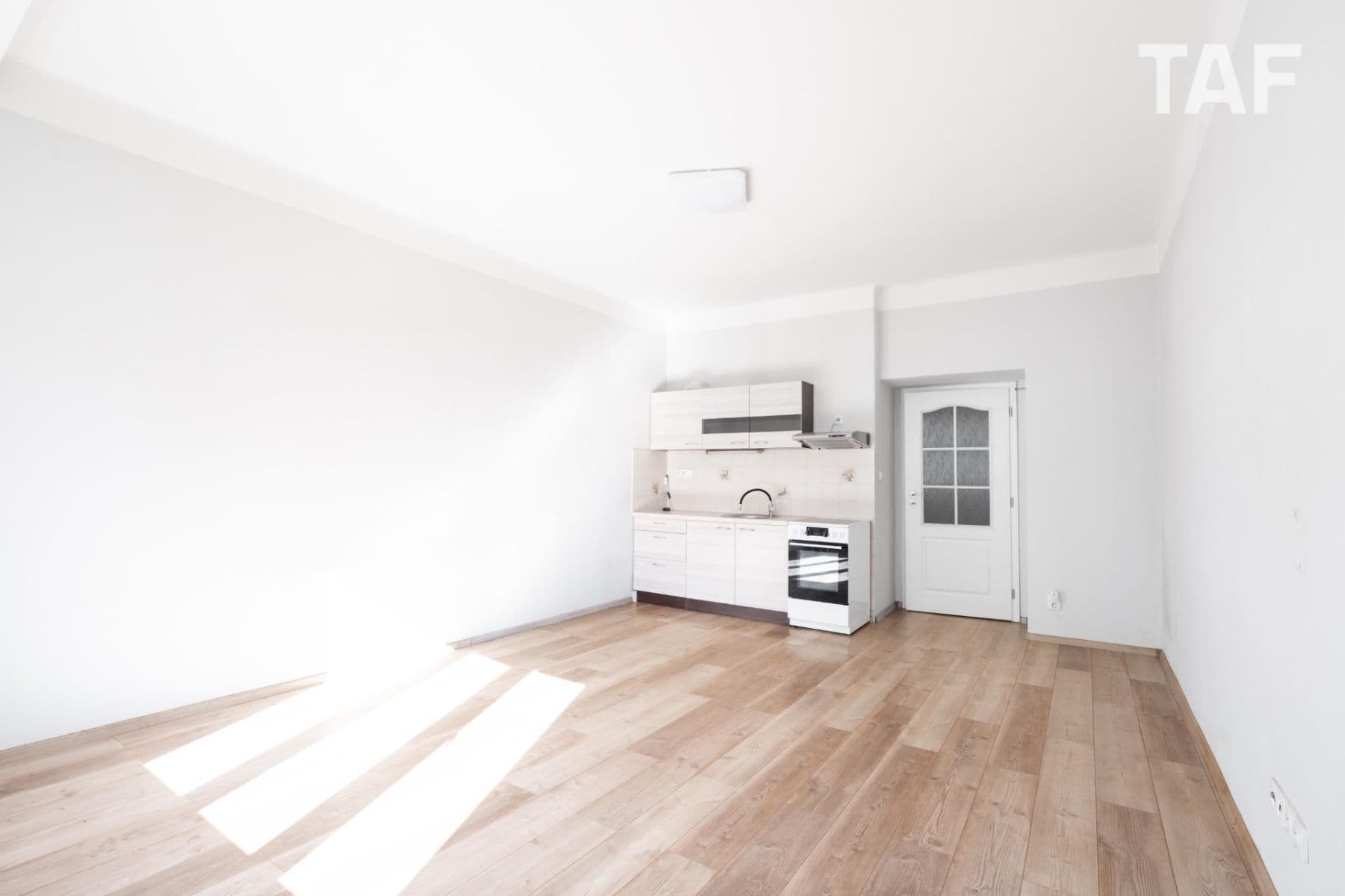 Prodej bytu 1+kk 34 m², Přípotoční, Praha, Praha Prodej bytu 1+kk 34 m², Přípotoční, Praha, Praha