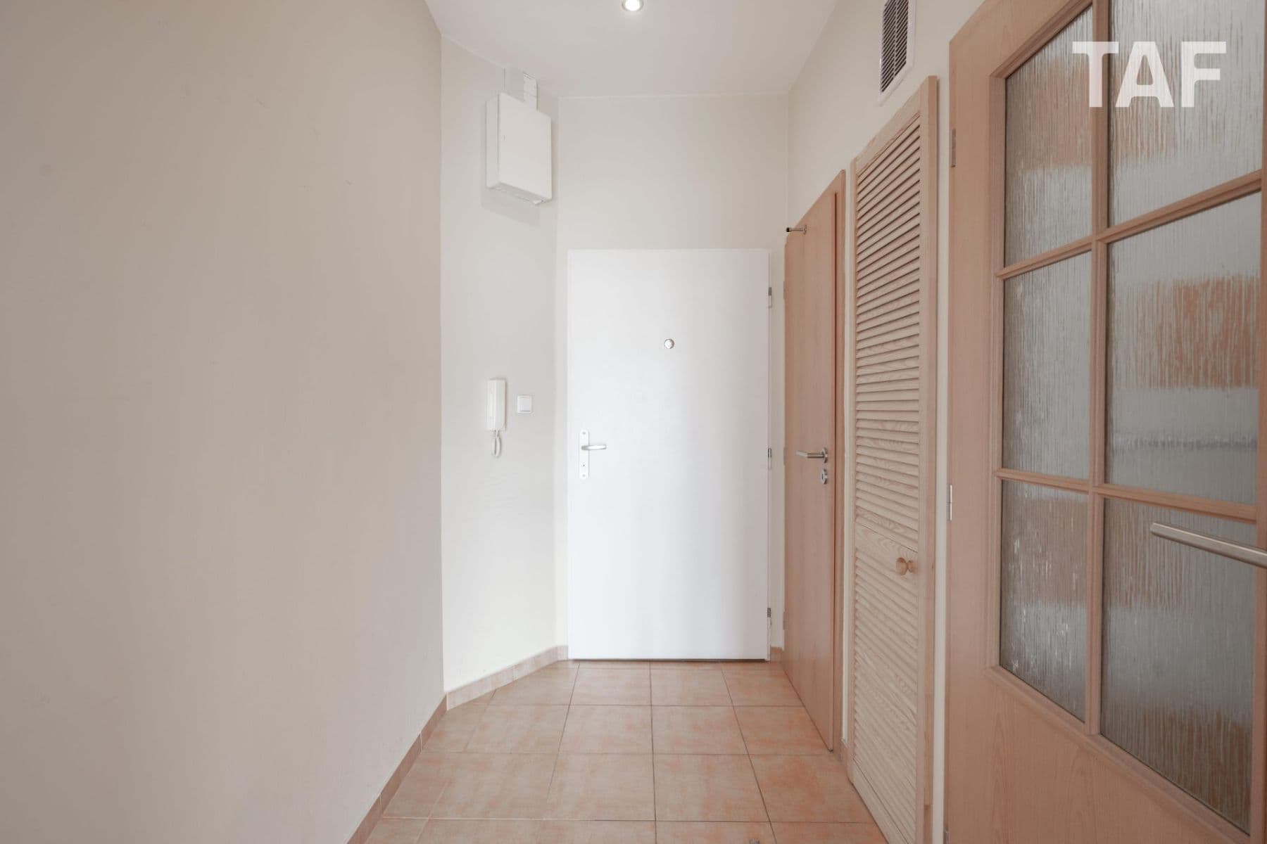 Prodej bytu 1+kk 34 m², Přípotoční, Praha, Praha Prodej bytu 1+kk 34 m², Přípotoční, Praha, Praha
