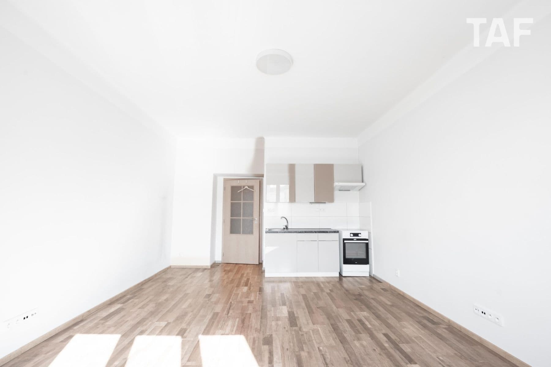 Prodej bytu 1+kk 34 m², Přípotoční, Praha, Praha Prodej bytu 1+kk 34 m², Přípotoční, Praha, Praha