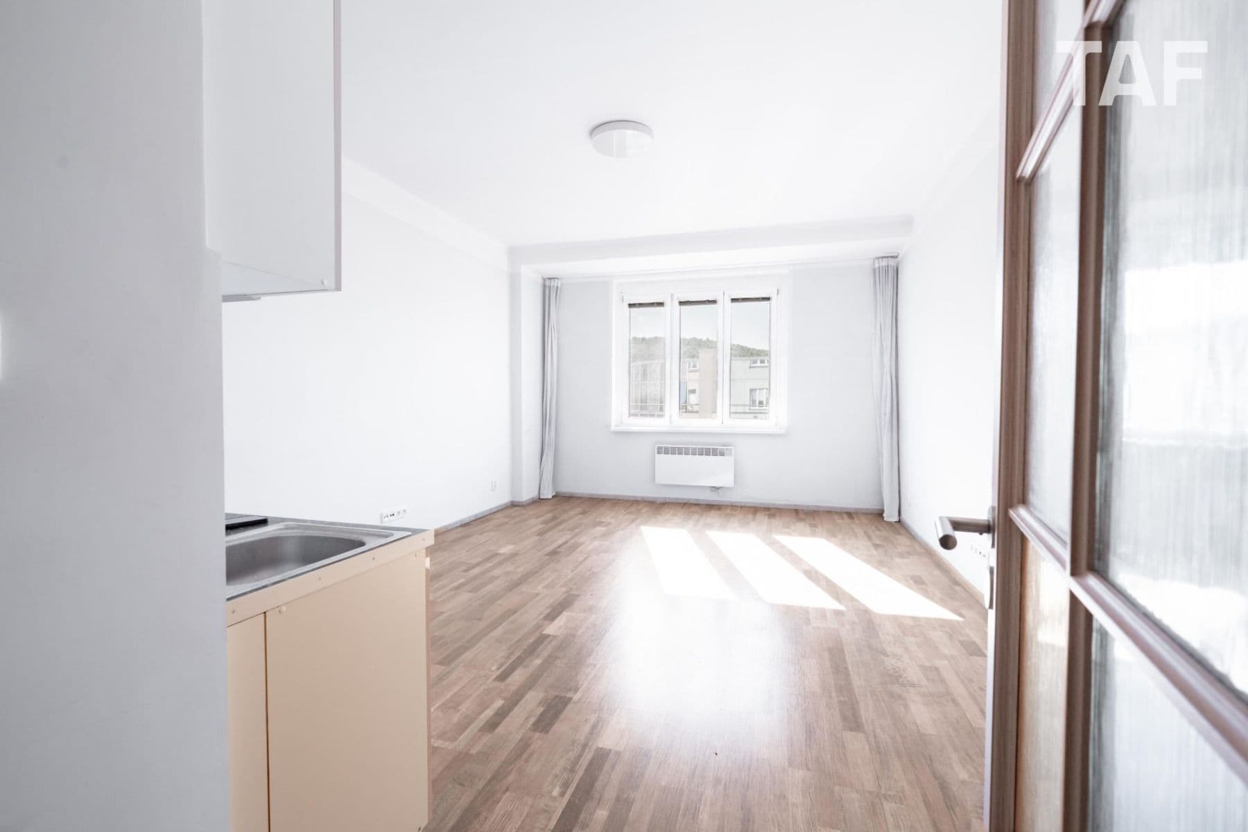 Prodej bytu 1+kk 34 m², Přípotoční, Praha, Praha Prodej bytu 1+kk 34 m², Přípotoční, Praha, Praha