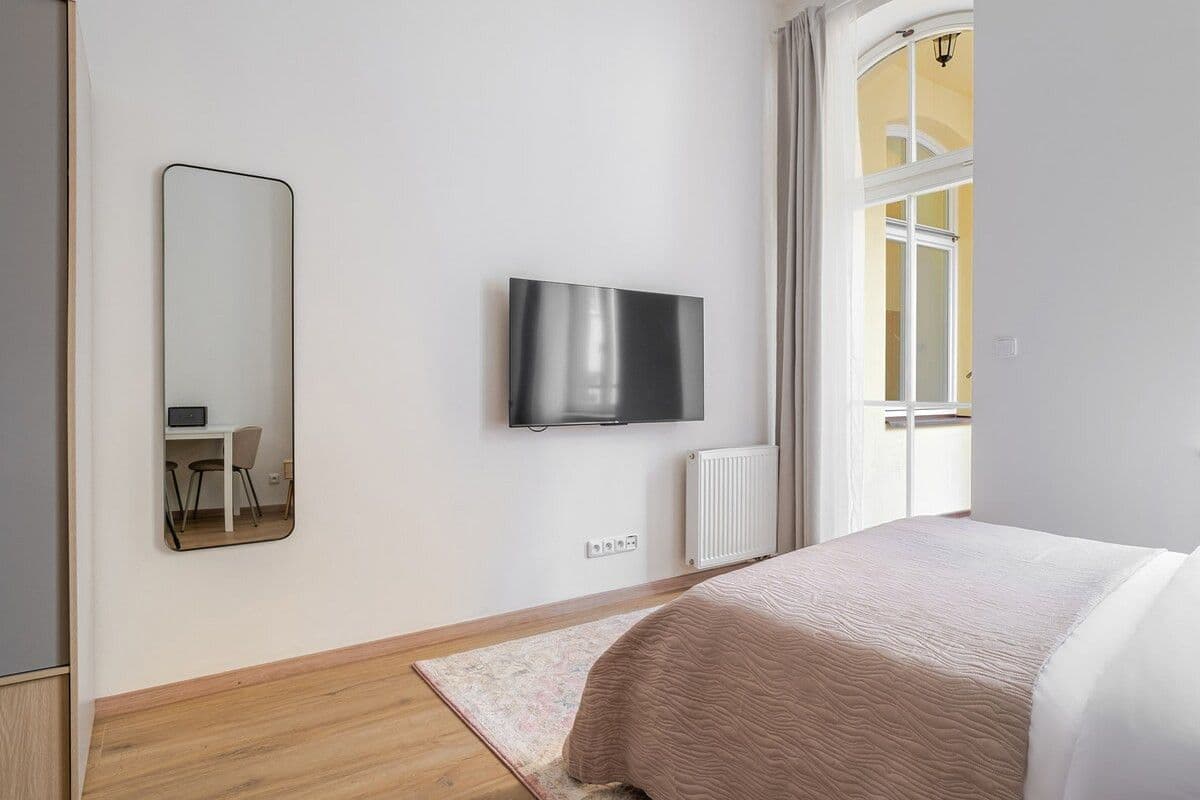 Pronájem bytu 25 m², Prvního pluku, Praha, Praha Pronájem bytu 25 m², Prvního pluku, Praha, Praha