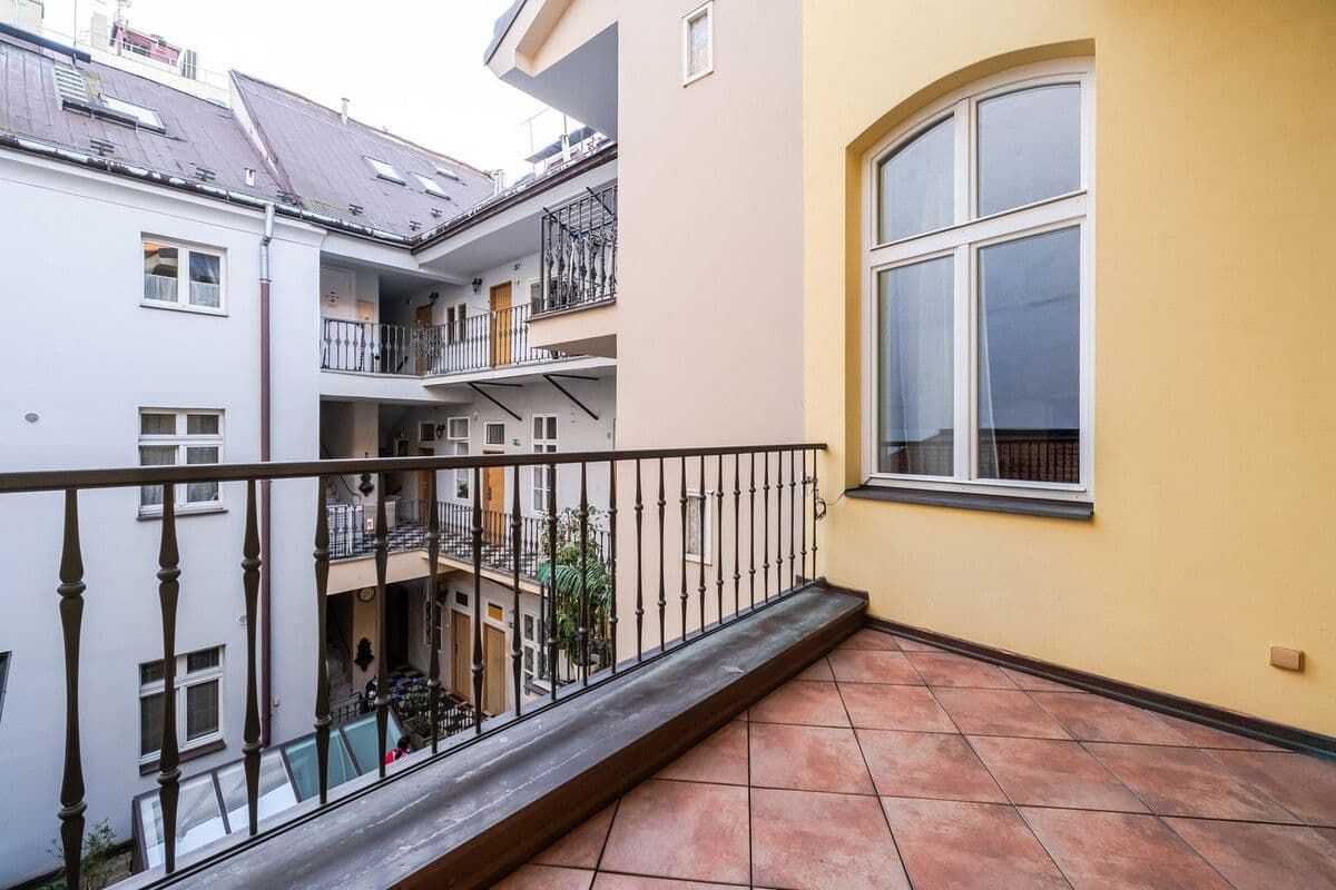 Pronájem bytu 25 m², Prvního pluku, Praha, Praha Pronájem bytu 25 m², Prvního pluku, Praha, Praha