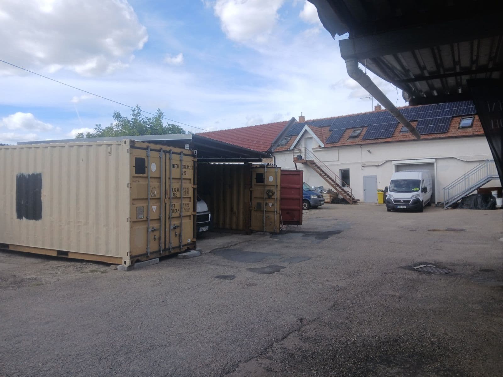 Pronájem nebytového prostoru 17 m², Čechova, Šlapanice, Jihomoravský kraj Pronájem nebytového prostoru 17 m², Čechova, Šlapanice, Jihomoravský kraj