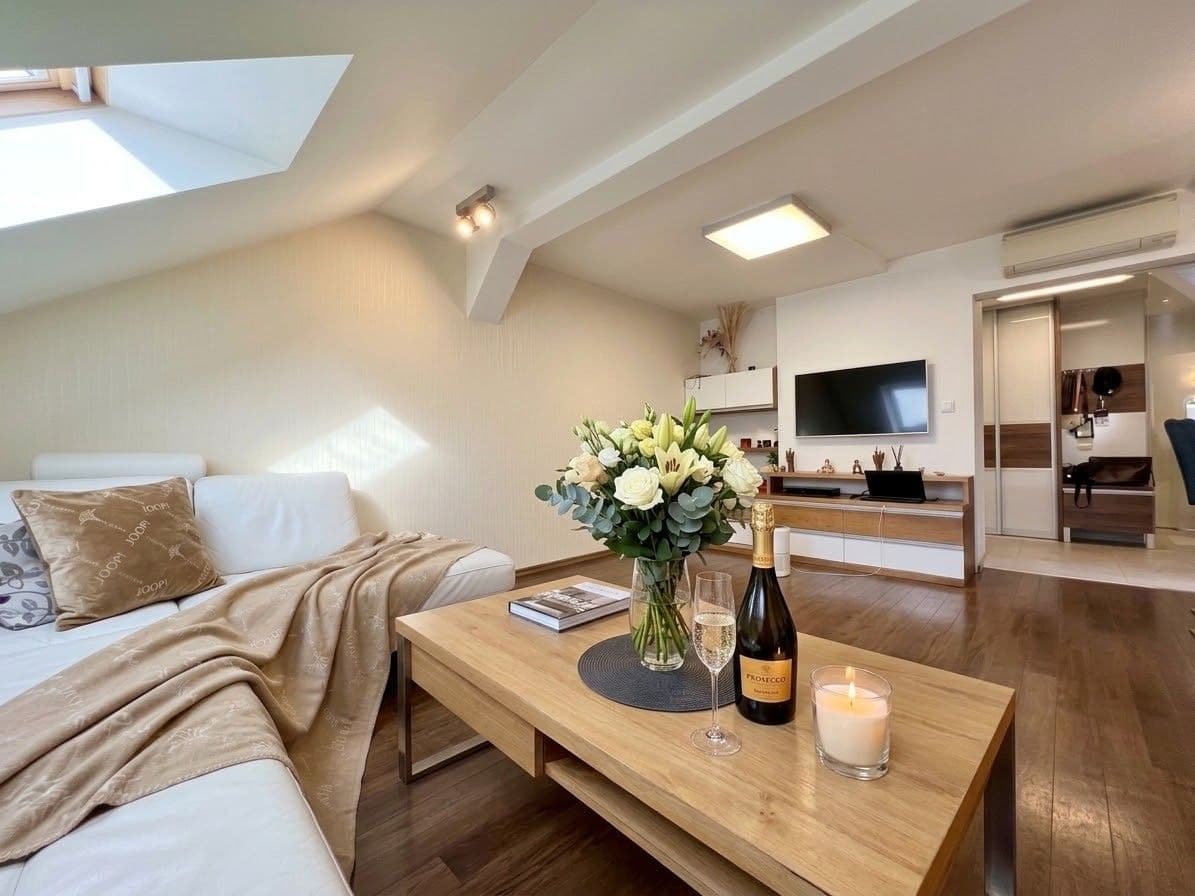 Prodej bytu 3+kk 123 m², Slezská, Praha, Praha Prodej bytu 3+kk 123 m², Slezská, Praha, Praha