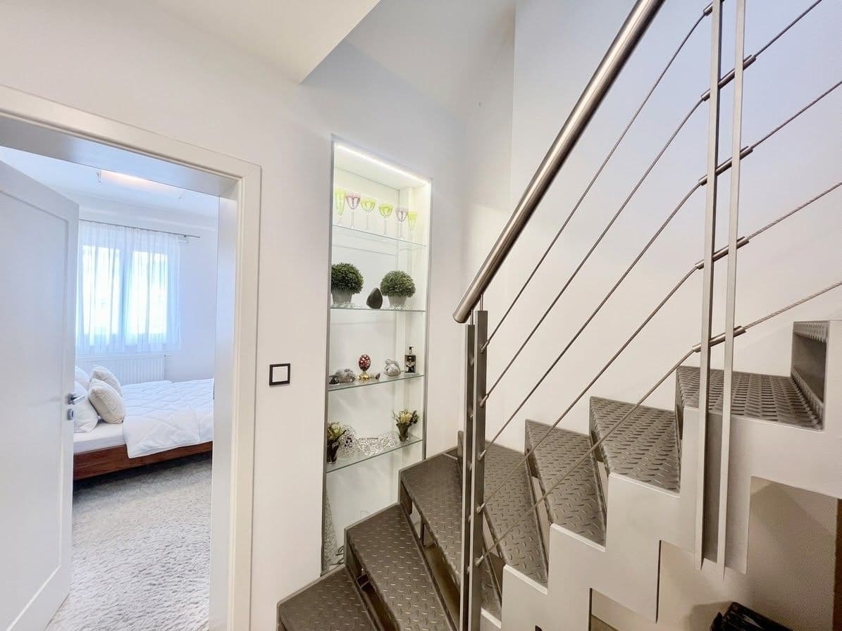 Prodej bytu 3+kk 123 m², Slezská, Praha, Praha Prodej bytu 3+kk 123 m², Slezská, Praha, Praha