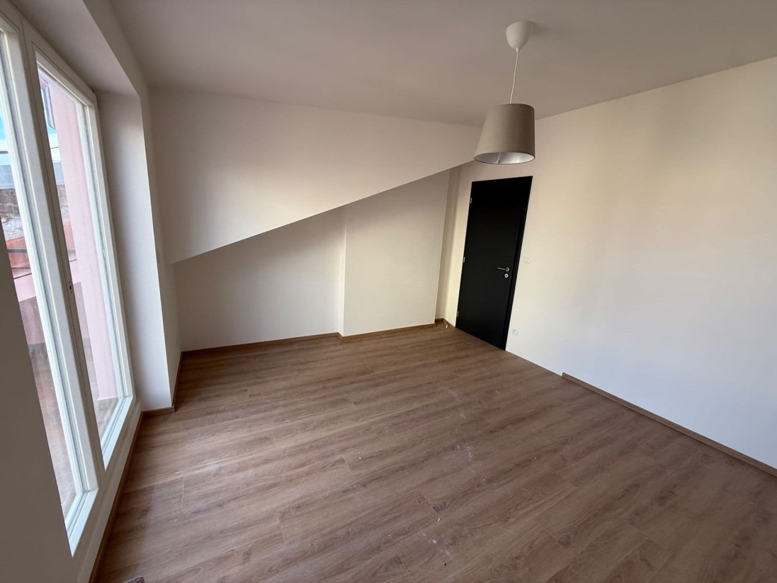 Pronájem bytu 5+1 165 m², Chodská, Praha, Praha Pronájem bytu 5+1 165 m², Chodská, Praha, Praha