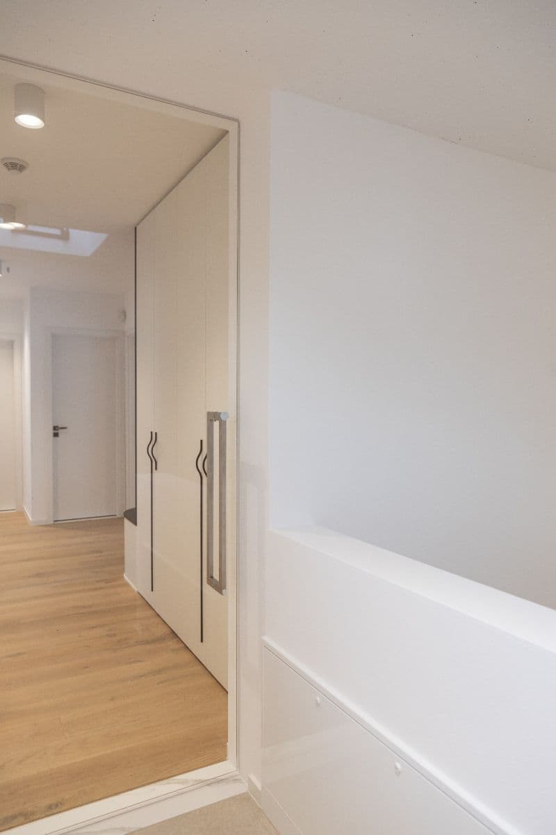 Pronájem bytu 3+kk 102 m², Platanová, České Budějovice, Jihočeský kraj Pronájem bytu 3+kk 102 m², Platanová, České Budějovice, Jihočeský kraj