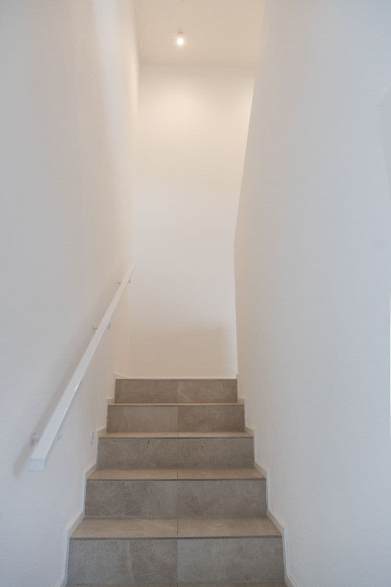 Pronájem bytu 3+kk 102 m², Platanová, České Budějovice, Jihočeský kraj Pronájem bytu 3+kk 102 m², Platanová, České Budějovice, Jihočeský kraj