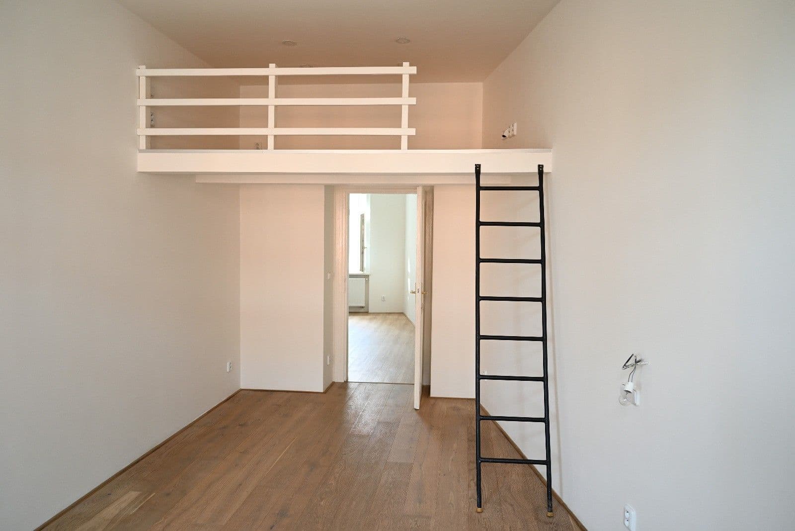 Pronájem bytu 2+kk 58 m², Sokolovská, Praha, Praha Pronájem bytu 2+kk 58 m², Sokolovská, Praha, Praha