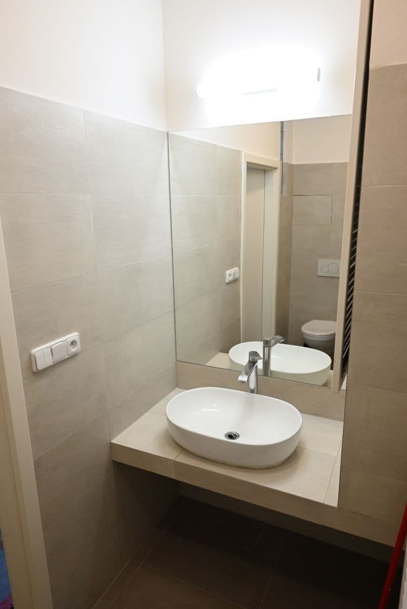Pronájem bytu 2+kk 58 m², Sokolovská, Praha, Praha Pronájem bytu 2+kk 58 m², Sokolovská, Praha, Praha
