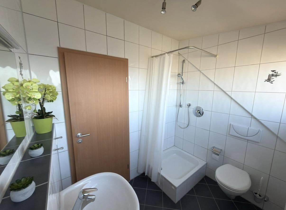 Pronájem bytu 3+1 79 m², Am Rötelesberg 5, Nufringen, Bádensko-Württembersko Pronájem bytu 3+1 79 m², Am Rötelesberg 5, Nufringen, Bádensko-Württembersko