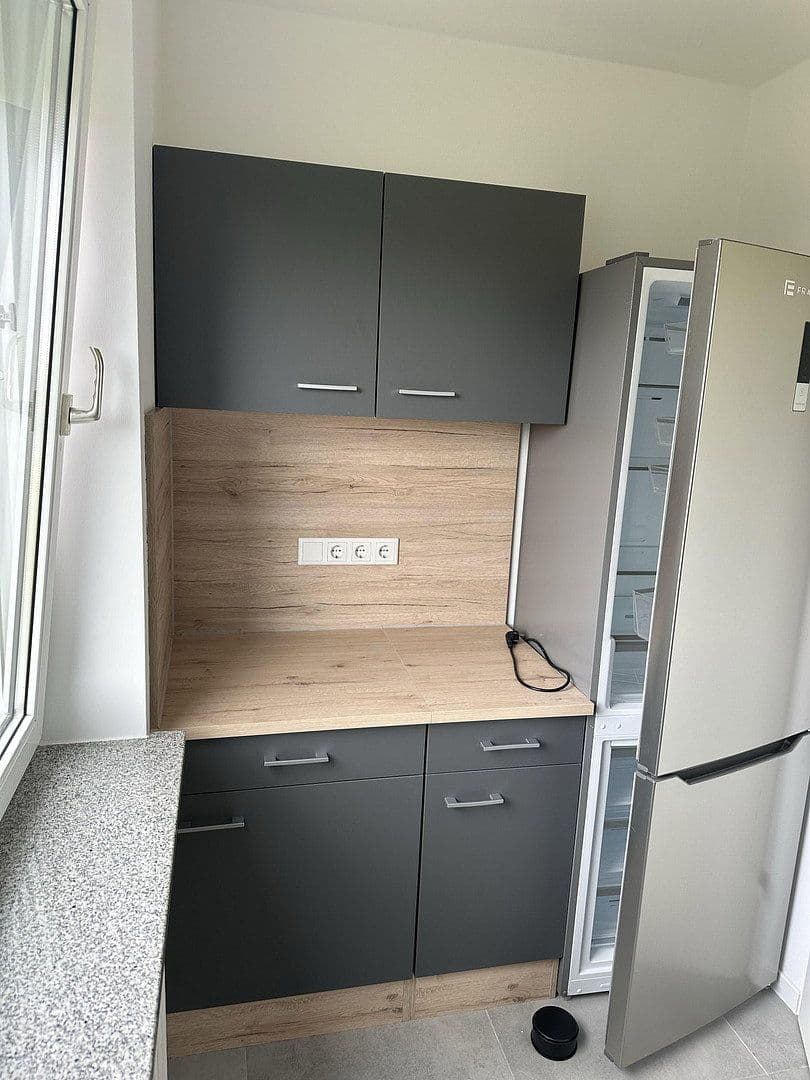 Pronájem bytu 1+1 37 m², Lessingstraße 5, Herzogenaurach, Bavorsko Pronájem bytu 1+1 37 m², Lessingstraße 5, Herzogenaurach, Bavorsko