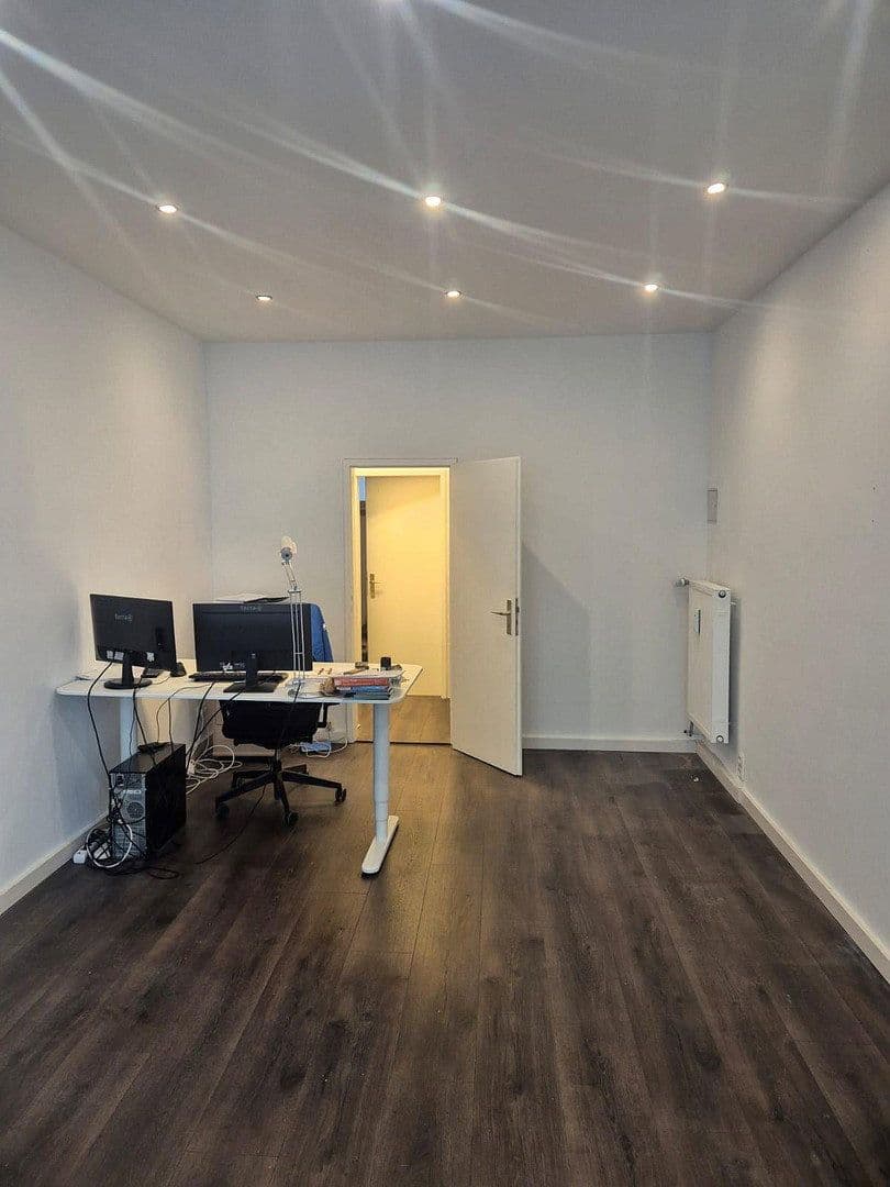 Pronájem kanceláře 30 m², München, Bavorsko Pronájem kanceláře 30 m², München, Bavorsko
