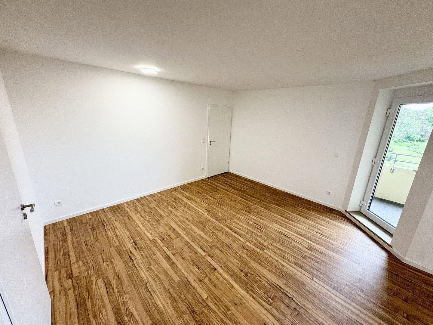 Pronájem bytu 4+1 89 m², Werner-von-Siemens-Allee 23, Röthenbach an der Pegnitz, Bavorsko Pronájem bytu 4+1 89 m², Werner-von-Siemens-Allee 23, Röthenbach an der Pegnitz, Bavorsko