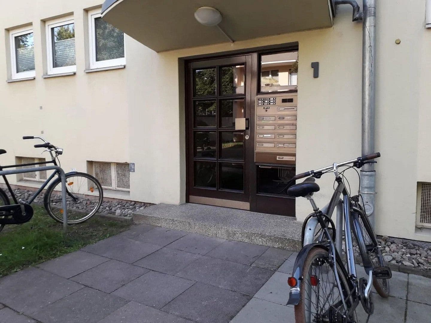 Pronájem bytu 2+1 38 m², Hildesheimer Str. 207, Hannover, Dolní Sasko Pronájem bytu 2+1 38 m², Hildesheimer Str. 207, Hannover, Dolní Sasko