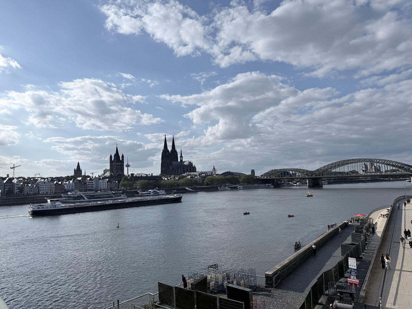 Prodej bytu 2+1 57 m², Karlstraße 25, Köln, Severní Porýní-Vestfálsko Prodej bytu 2+1 57 m², Karlstraße 25, Köln, Severní Porýní-Vestfálsko