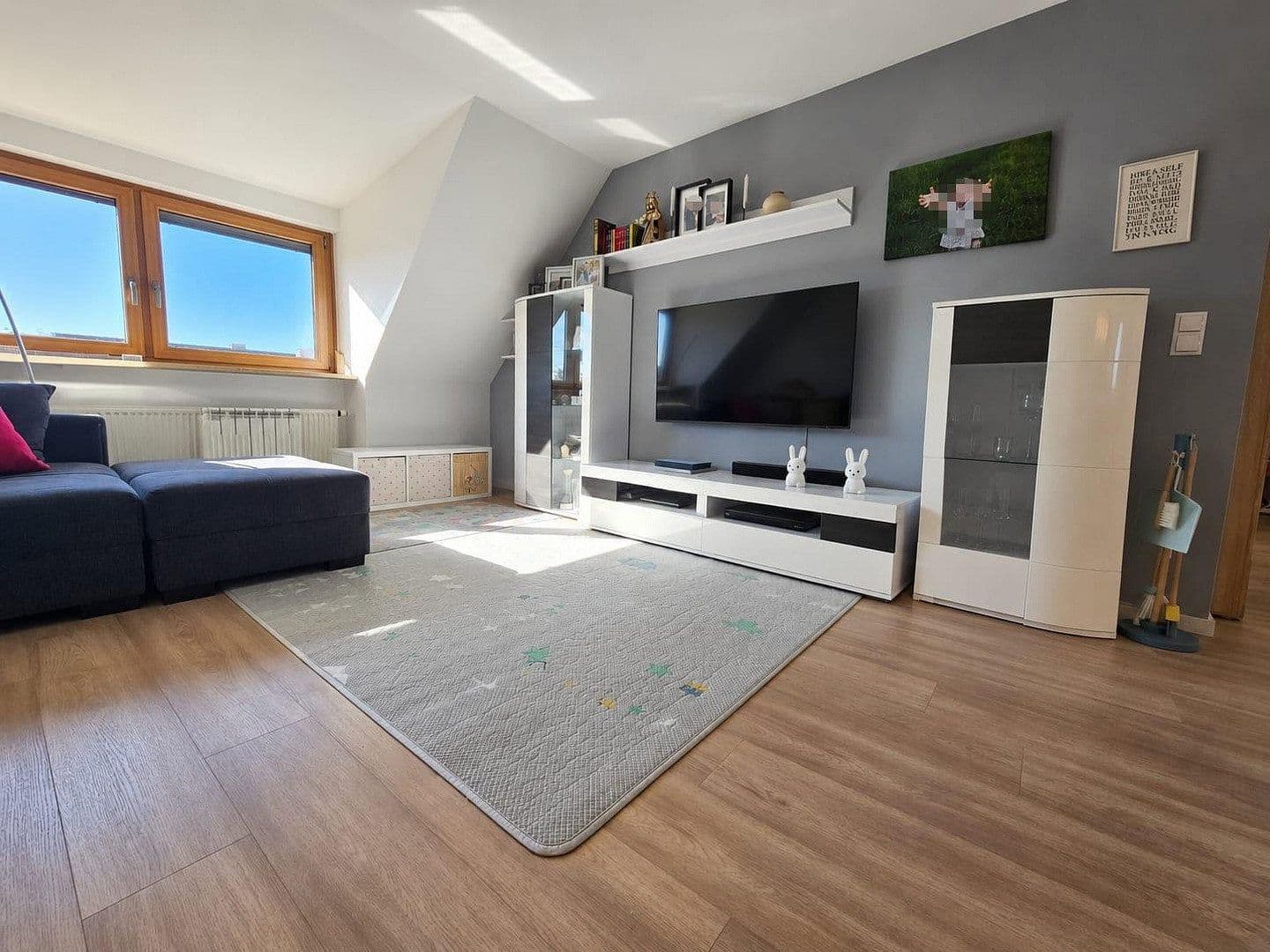 Prodej bytu 3+1 72 m², Neunkirchen am Brand, Bavorsko Prodej bytu 3+1 72 m², Neunkirchen am Brand, Bavorsko