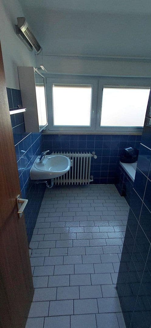 Pronájem bytu 3+kk 73 m², Stuttgart, Bádensko-Württembersko Pronájem bytu 3+kk 73 m², Stuttgart, Bádensko-Württembersko
