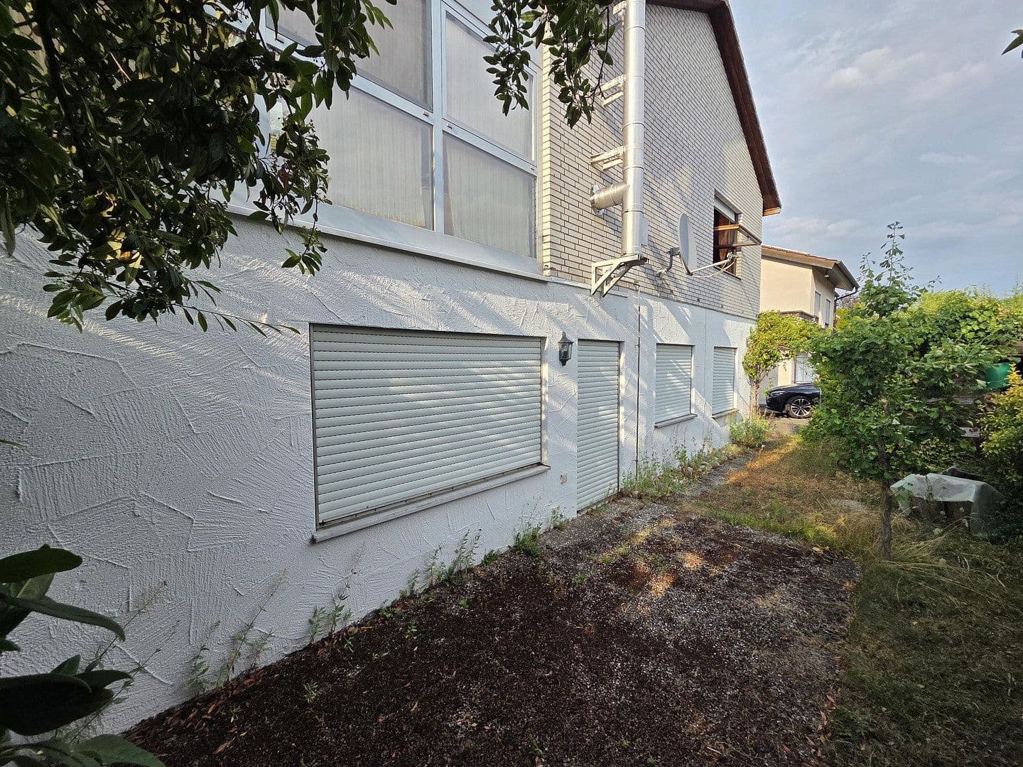Prodej domu 230 m², pozemek 726 m², Parkweg 3, Vaihingen an der Enz, Bádensko-Württembersko Prodej domu 230 m², pozemek 726 m², Parkweg 3, Vaihingen an der Enz, Bádensko-Württembersko