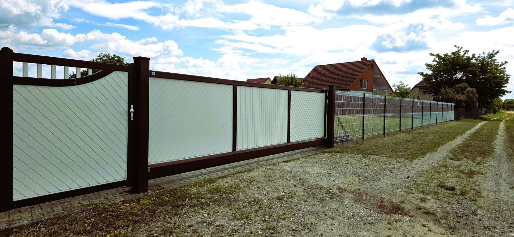 Prodej domu 75 m², pozemek 5.000 m², Guben, Braniborsko Prodej domu 75 m², pozemek 5.000 m², Guben, Braniborsko