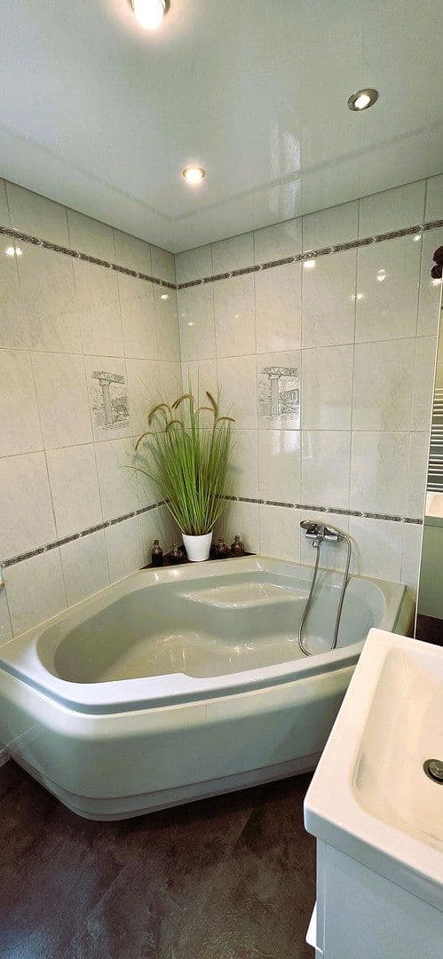 Prodej domu 75 m², pozemek 5.000 m², Guben, Braniborsko Prodej domu 75 m², pozemek 5.000 m², Guben, Braniborsko