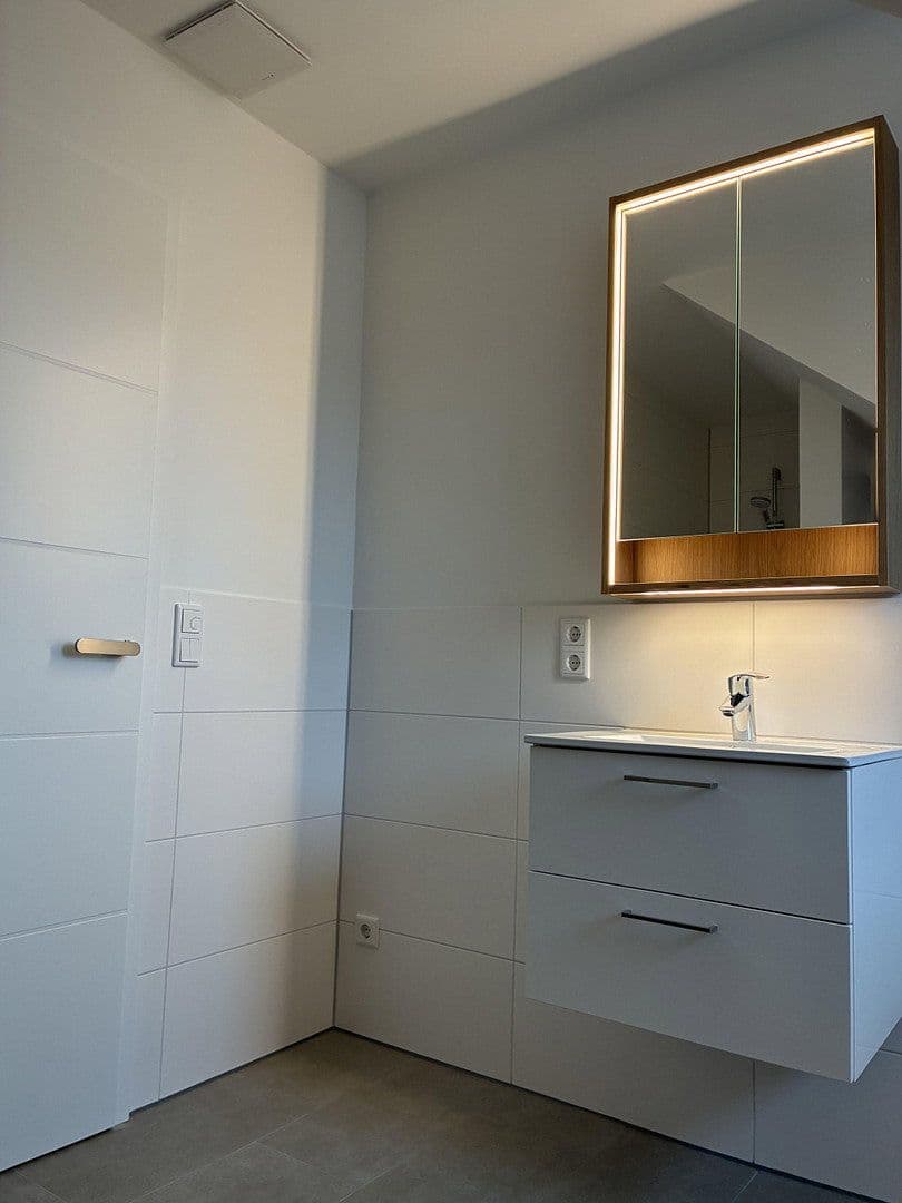 Pronájem bytu 3+1 85 m², Forstweg 15, Heide, Šlesvicko-Holštýnsko Pronájem bytu 3+1 85 m², Forstweg 15, Heide, Šlesvicko-Holštýnsko