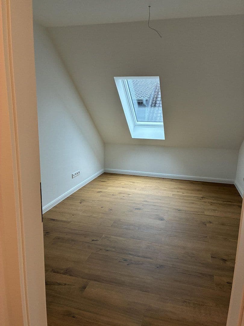 Pronájem bytu 3+1 85 m², Forstweg 15, Heide, Šlesvicko-Holštýnsko Pronájem bytu 3+1 85 m², Forstweg 15, Heide, Šlesvicko-Holštýnsko