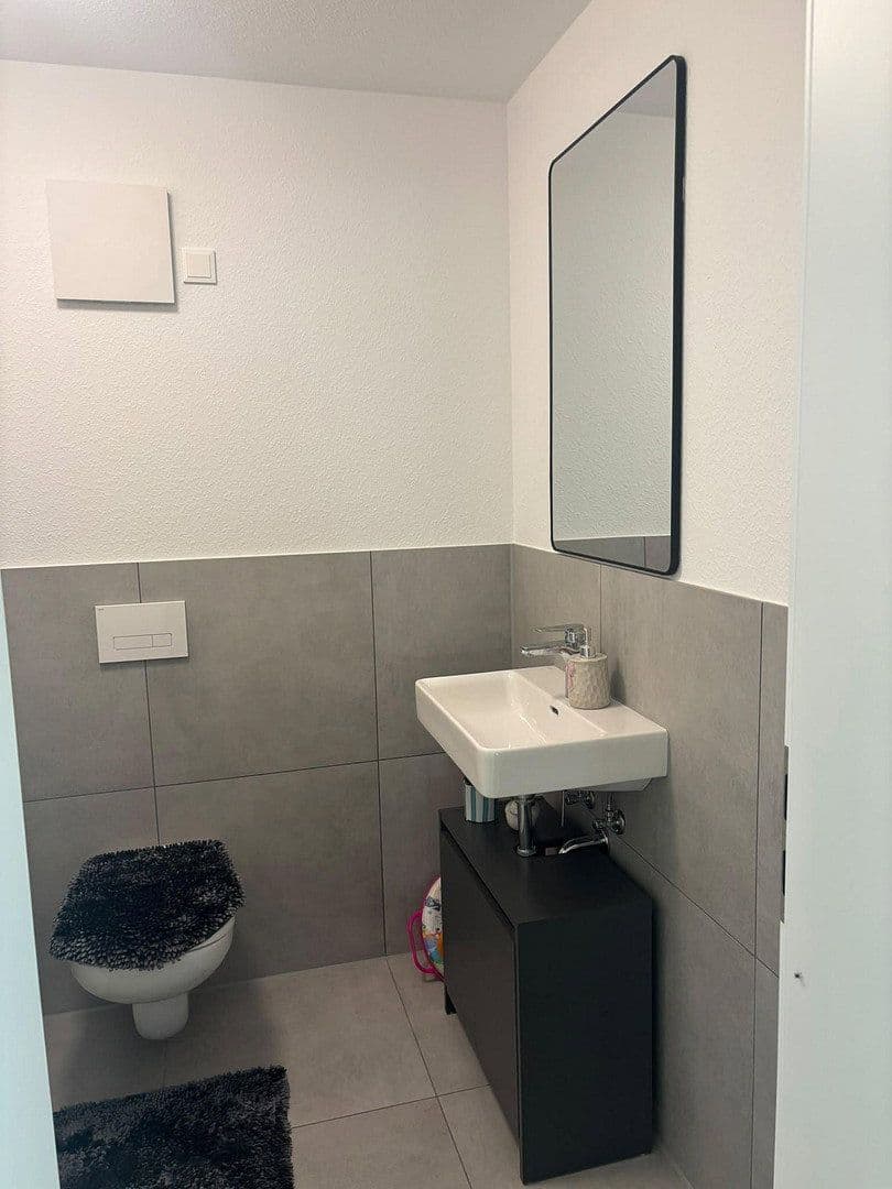 Pronájem bytu 4+1 111 m², Crailsheimer Str. 2, Frankenhardt, Bádensko-Württembersko Pronájem bytu 4+1 111 m², Crailsheimer Str. 2, Frankenhardt, Bádensko-Württembersko