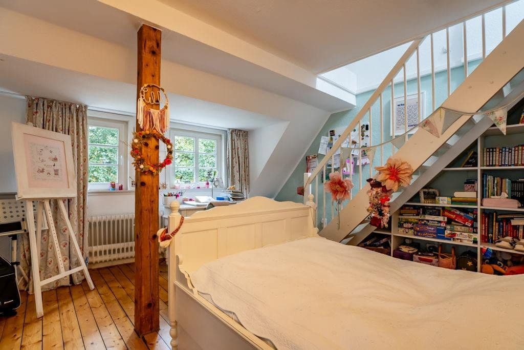 Prodej domu 236 m², pozemek 370 m², Georg-Gröning-Straße 61, Bremen Schwachhausen, Bremen Prodej domu 236 m², pozemek 370 m², Georg-Gröning-Straße 61, Bremen Schwachhausen, Bremen