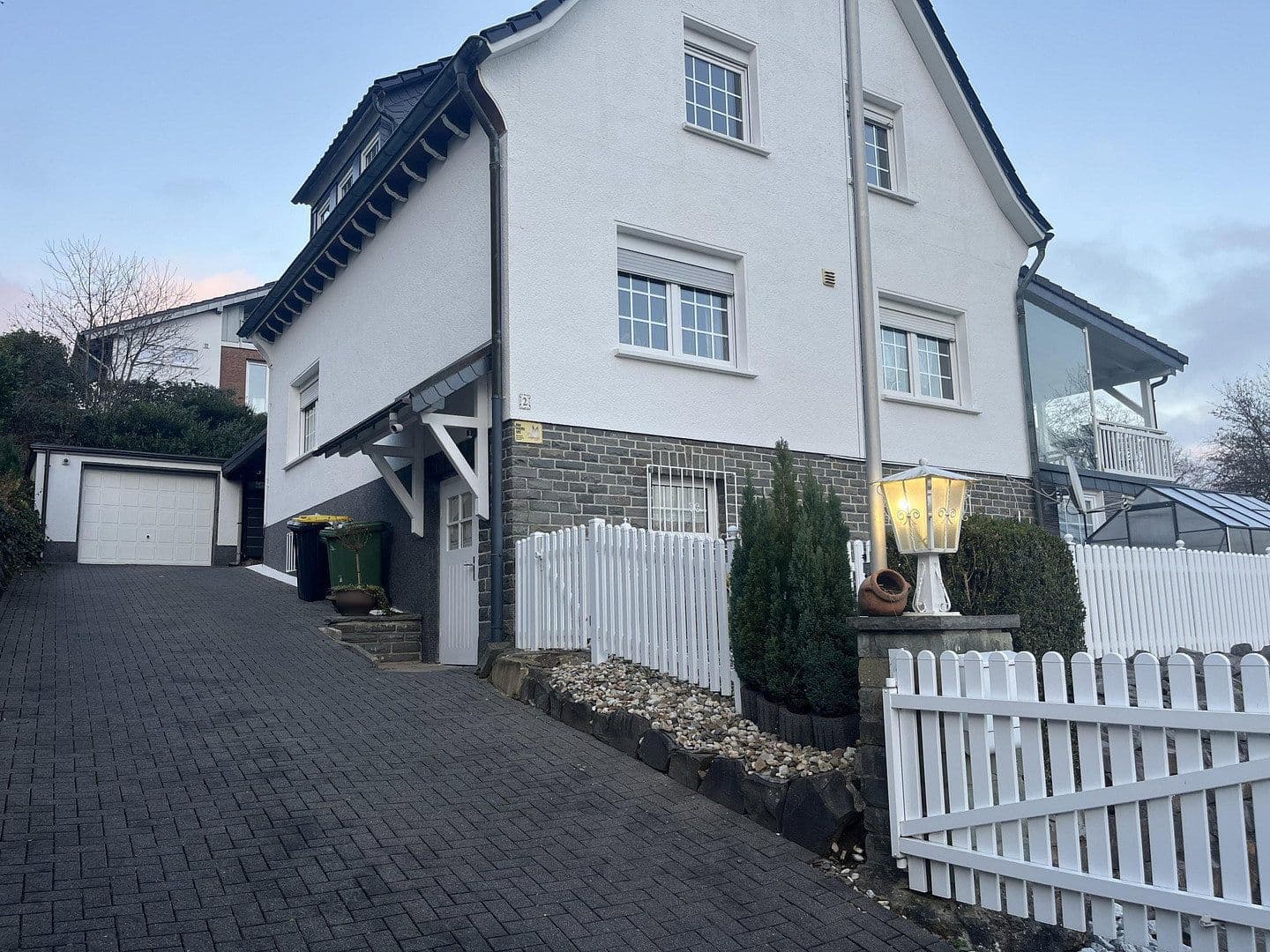 Prodej domu 130 m², pozemek 650 m², Dumickerweg2, Olpe, Severní Porýní-Vestfálsko Prodej domu 130 m², pozemek 650 m², Dumickerweg2, Olpe, Severní Porýní-Vestfálsko