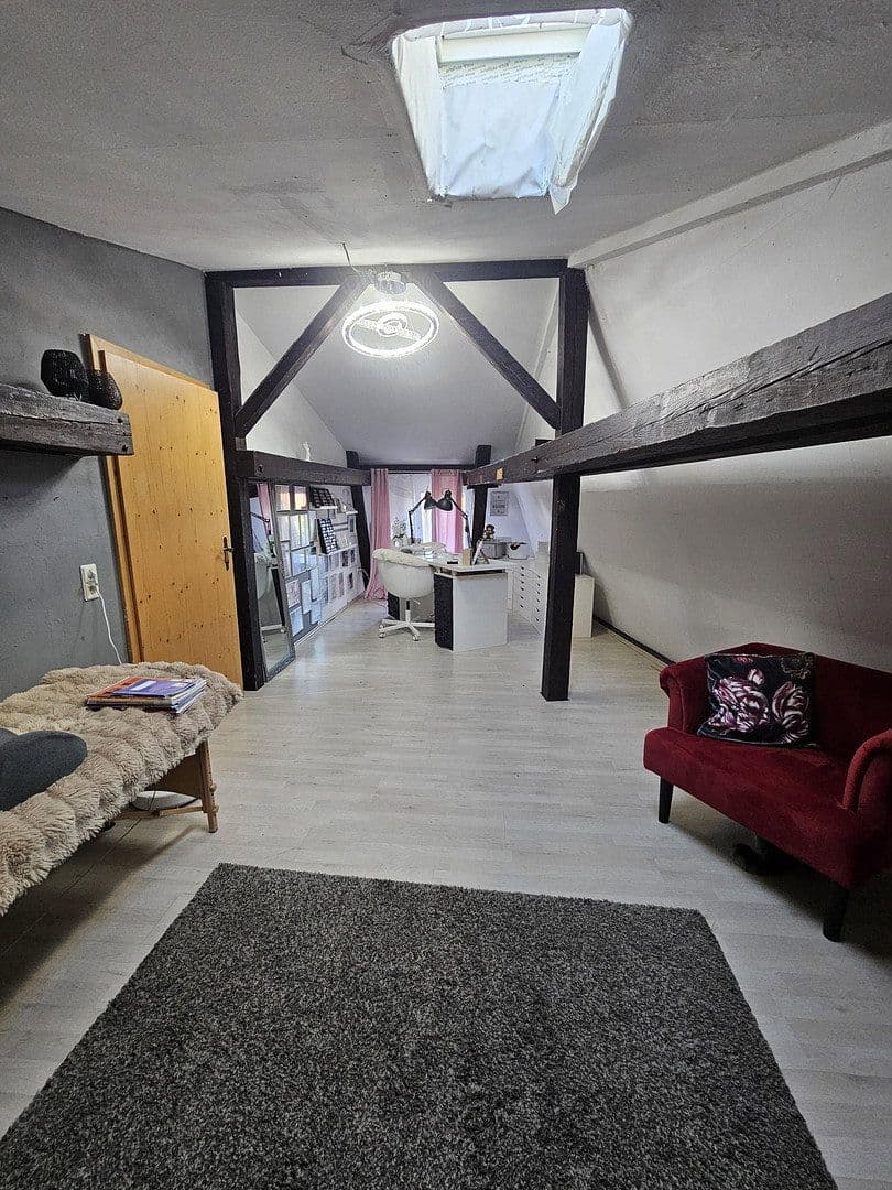 Pronájem bytu 6+1 143 m², Leidringer Str. 2, Rosenfeld, Bádensko-Württembersko Pronájem bytu 6+1 143 m², Leidringer Str. 2, Rosenfeld, Bádensko-Württembersko