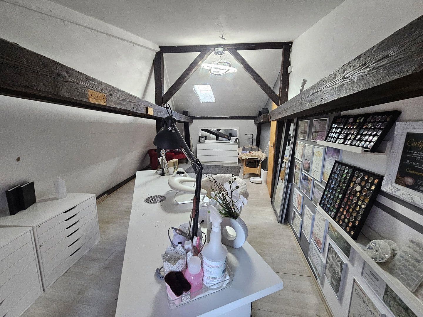 Pronájem bytu 6+1 143 m², Leidringer Str. 2, Rosenfeld, Bádensko-Württembersko Pronájem bytu 6+1 143 m², Leidringer Str. 2, Rosenfeld, Bádensko-Württembersko