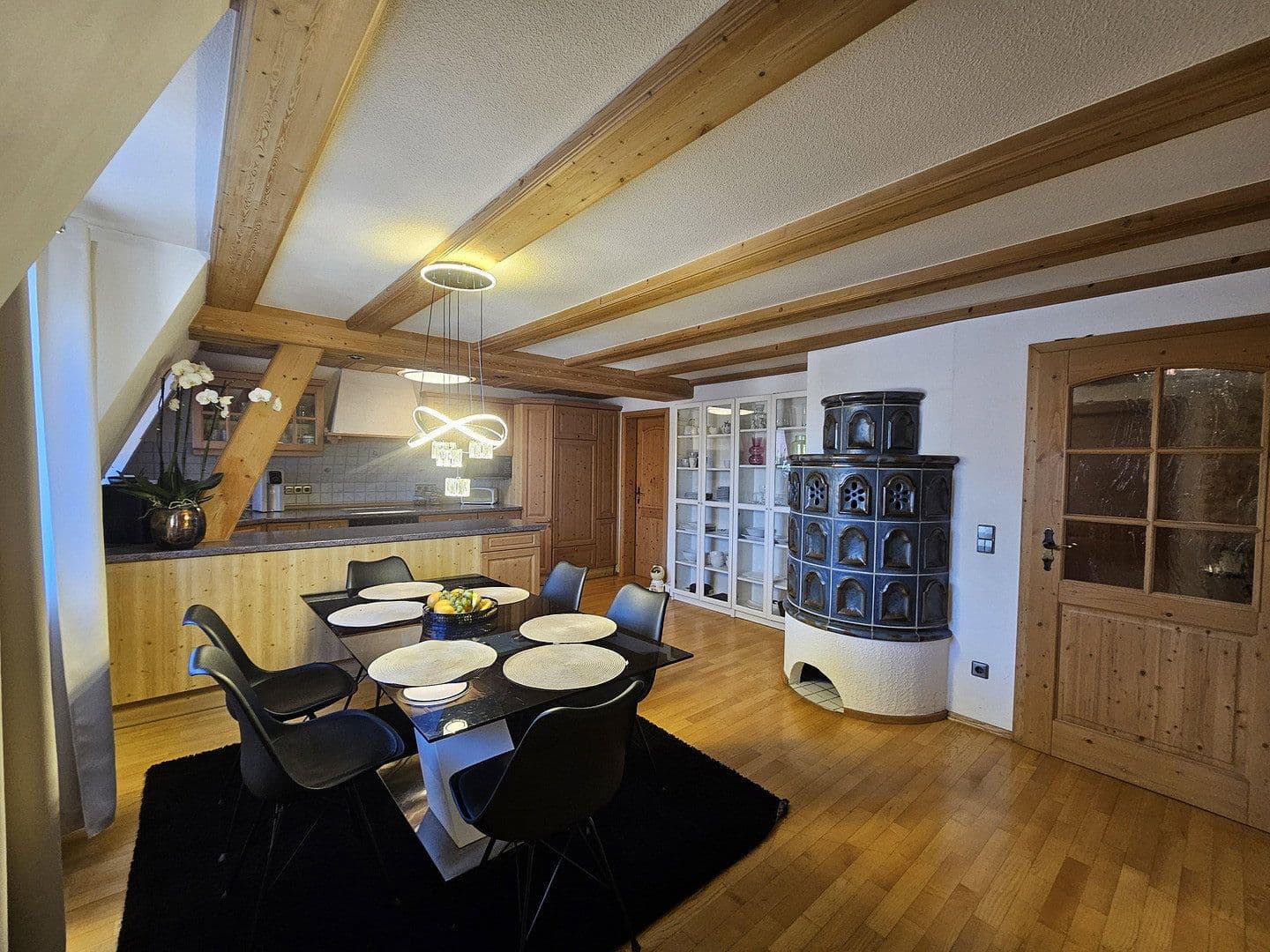 Pronájem bytu 6+1 143 m², Leidringer Str. 2, Rosenfeld, Bádensko-Württembersko Pronájem bytu 6+1 143 m², Leidringer Str. 2, Rosenfeld, Bádensko-Württembersko