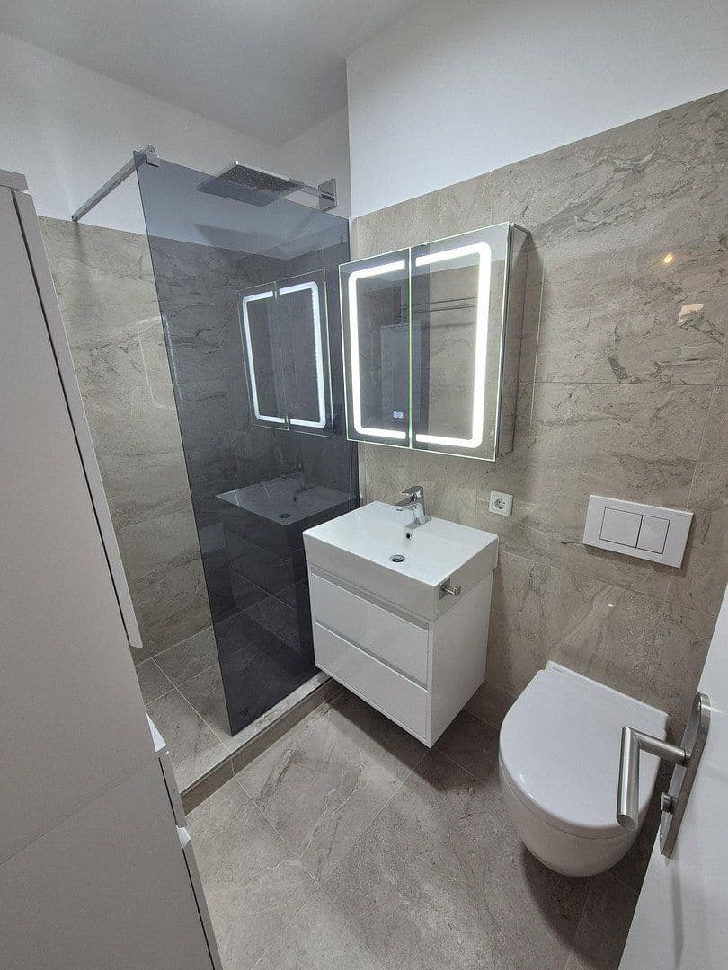 Prodej bytu 3+1 76 m², Robert-Koch-Straße 10, Ottobrunn, Bavorsko Prodej bytu 3+1 76 m², Robert-Koch-Straße 10, Ottobrunn, Bavorsko