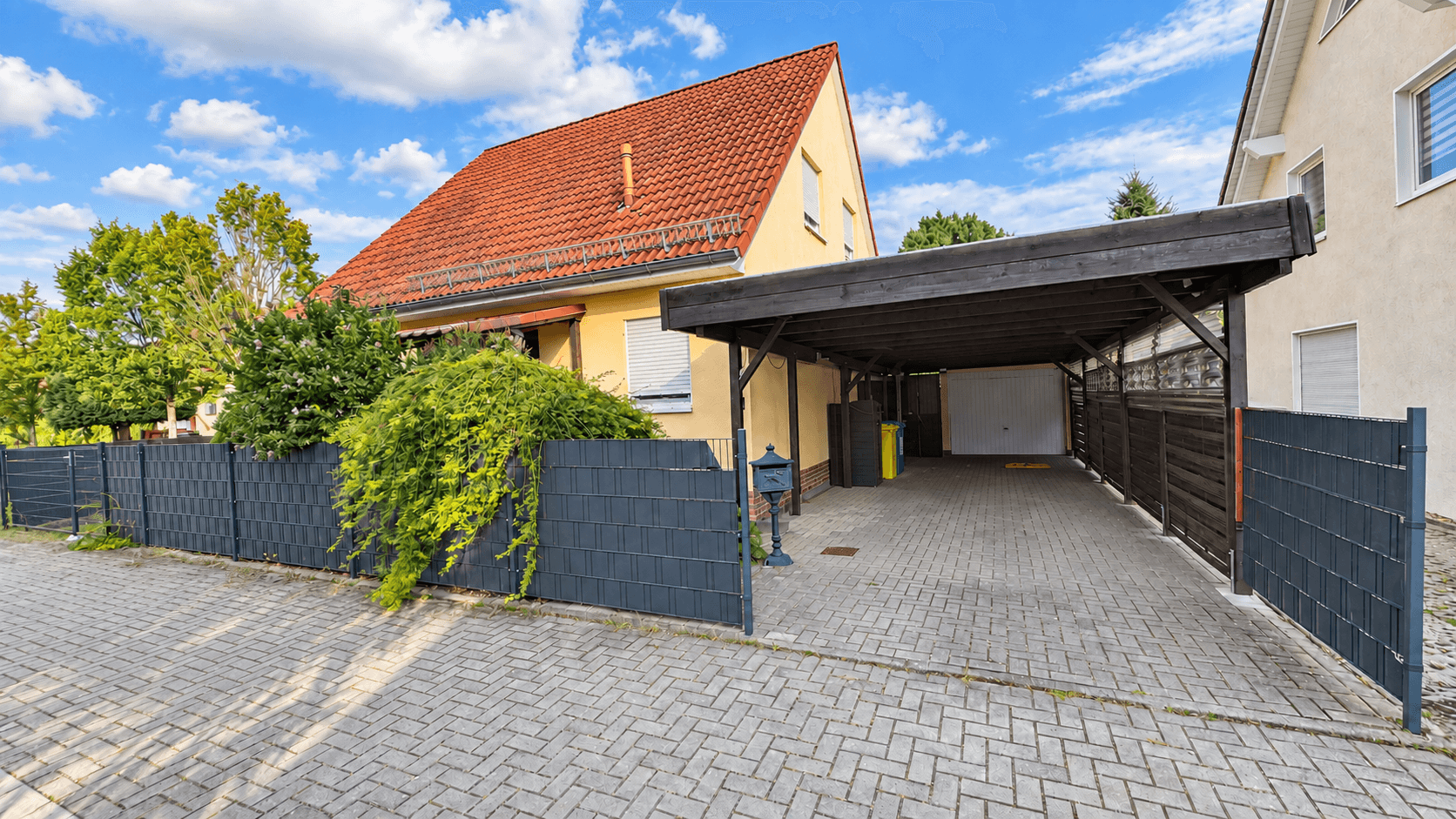 Prodej domu 120 m², pozemek 550 m², Magdeburg, Sasko-Anhaltsko Prodej domu 120 m², pozemek 550 m², Magdeburg, Sasko-Anhaltsko