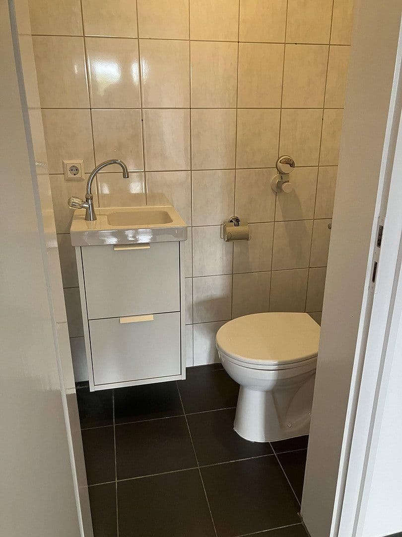 Prodej bytu 3+1 90 m², Ludwigshafen - Süd, Porýní-Falc Prodej bytu 3+1 90 m², Ludwigshafen - Süd, Porýní-Falc