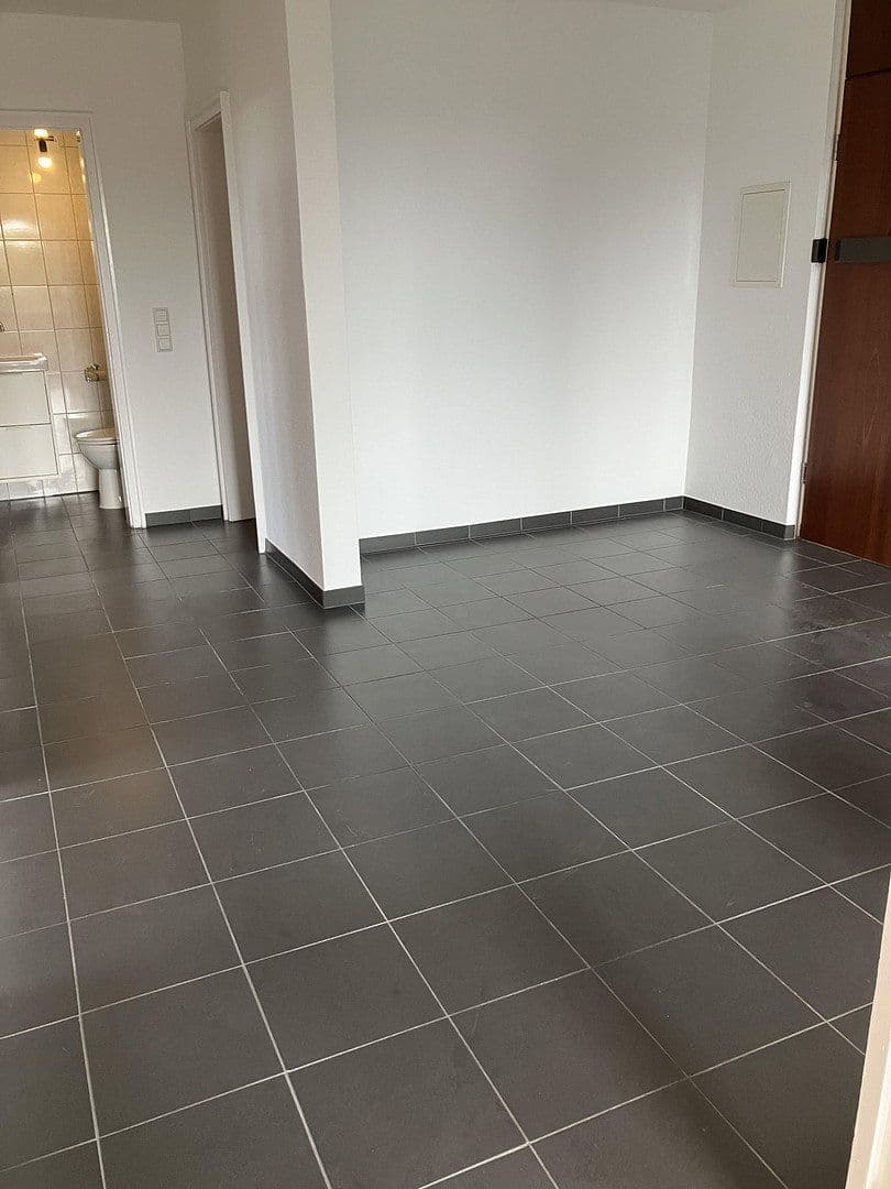 Prodej bytu 3+1 90 m², Ludwigshafen - Süd, Porýní-Falc Prodej bytu 3+1 90 m², Ludwigshafen - Süd, Porýní-Falc