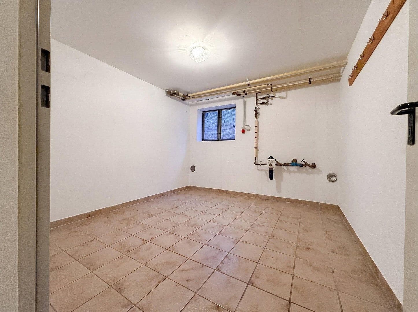 Pronájem domu 175 m², pozemek 684 m², Germaringen, Bavorsko Pronájem domu 175 m², pozemek 684 m², Germaringen, Bavorsko