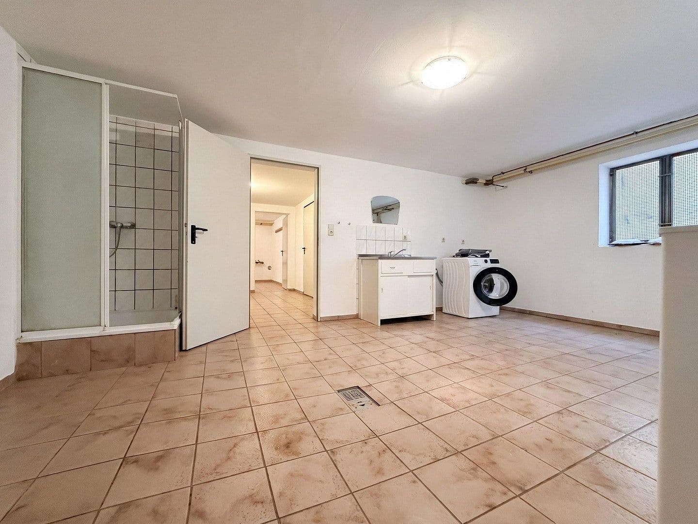Pronájem domu 175 m², pozemek 684 m², Germaringen, Bavorsko Pronájem domu 175 m², pozemek 684 m², Germaringen, Bavorsko