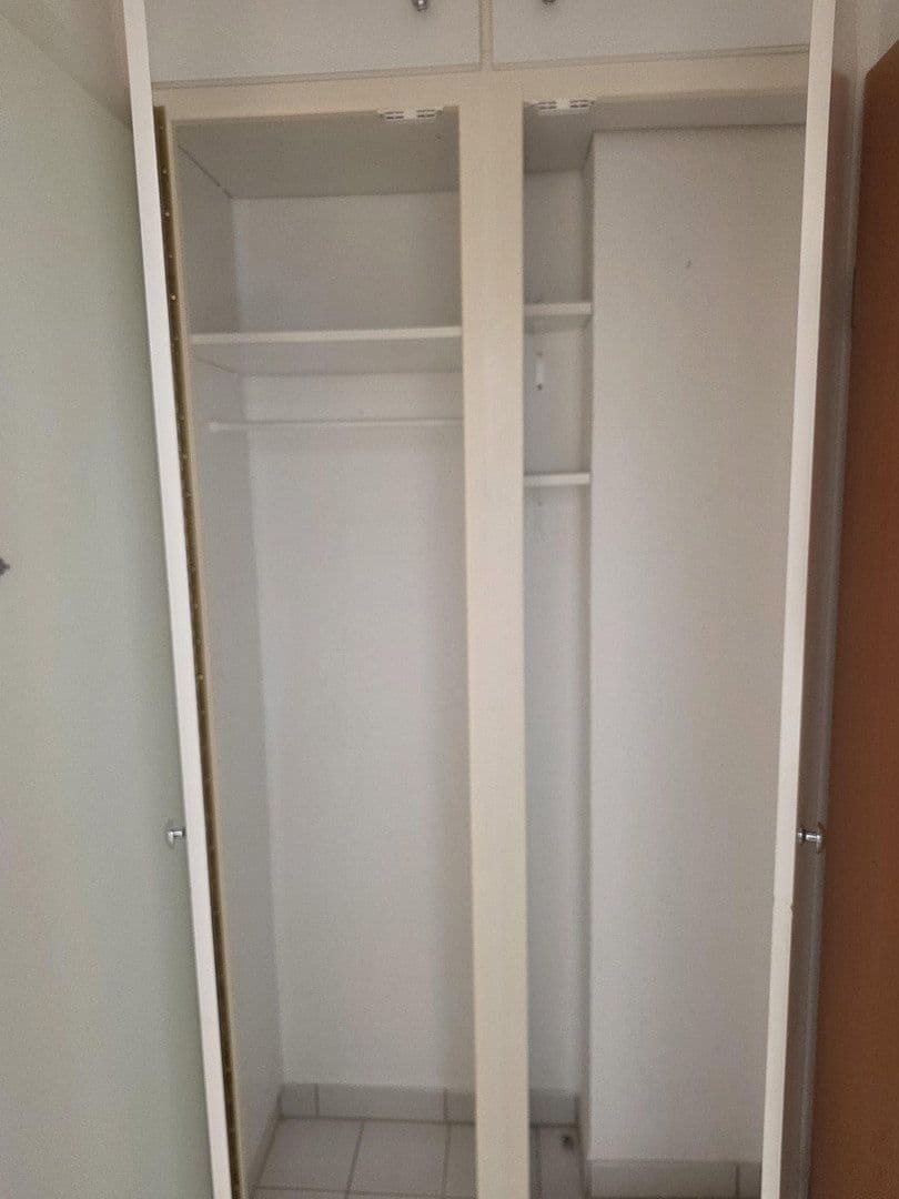 Pronájem bytu 1+1 38 m², Elbinger Straße 3, Duisburg, Severní Porýní-Vestfálsko Pronájem bytu 1+1 38 m², Elbinger Straße 3, Duisburg, Severní Porýní-Vestfálsko