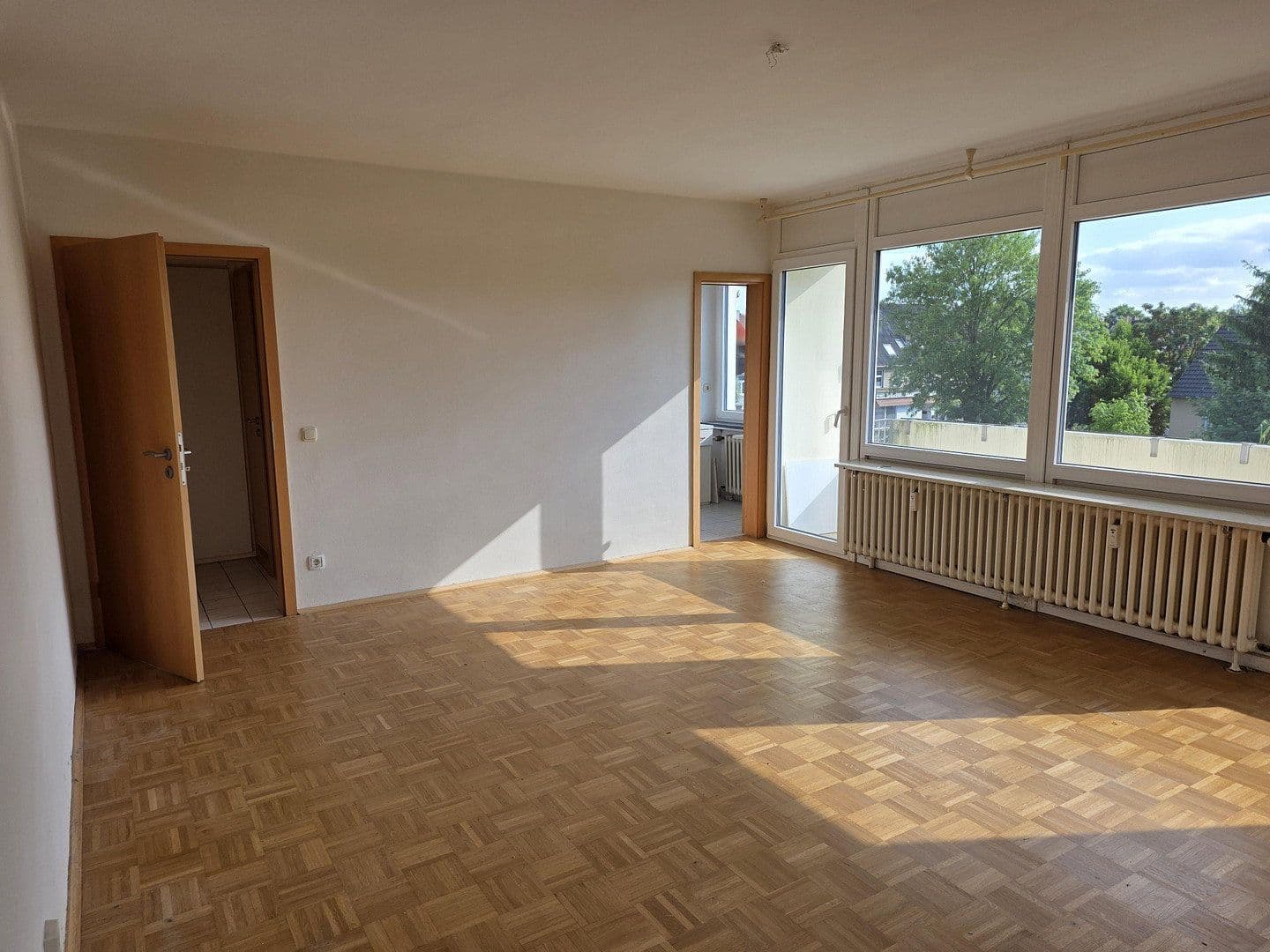Pronájem bytu 1+1 38 m², Elbinger Straße 3, Duisburg, Severní Porýní-Vestfálsko Pronájem bytu 1+1 38 m², Elbinger Straße 3, Duisburg, Severní Porýní-Vestfálsko