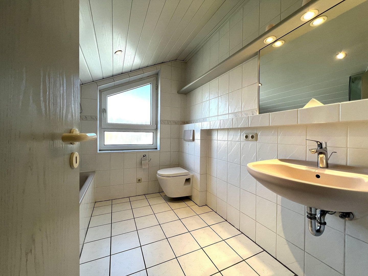 Pronájem bytu 4+1 101 m², Reuterallee 69, Darmstadt, Hessen Pronájem bytu 4+1 101 m², Reuterallee 69, Darmstadt, Hessen