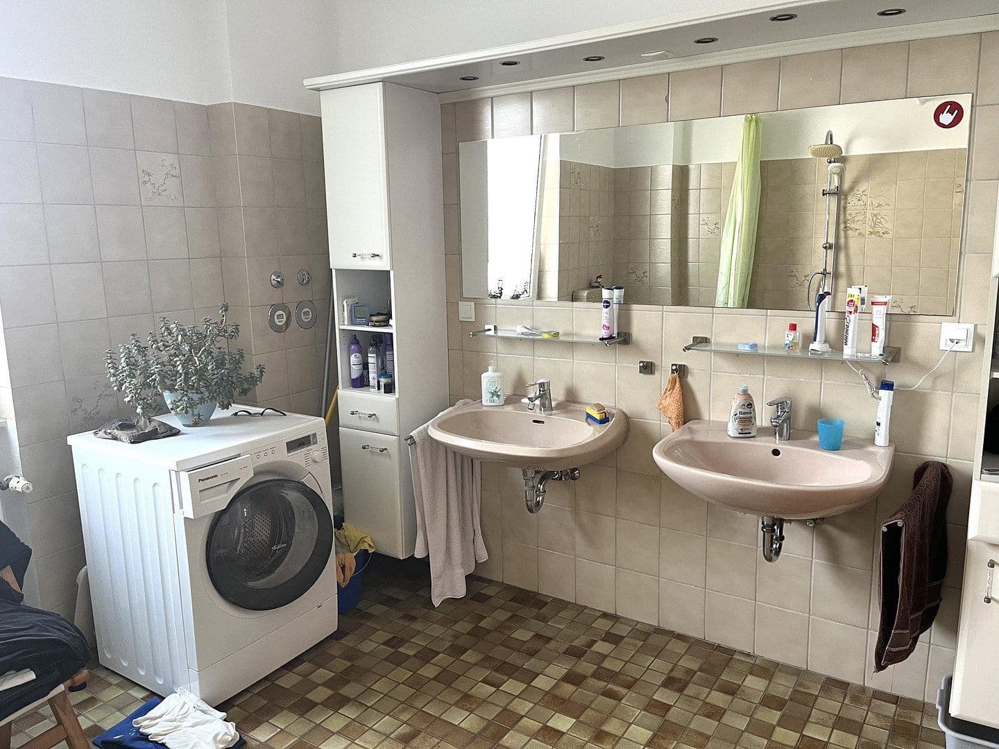 Prodej domu 260 m², pozemek 400 m², Mannheim, Bádensko-Württembersko Prodej domu 260 m², pozemek 400 m², Mannheim, Bádensko-Württembersko