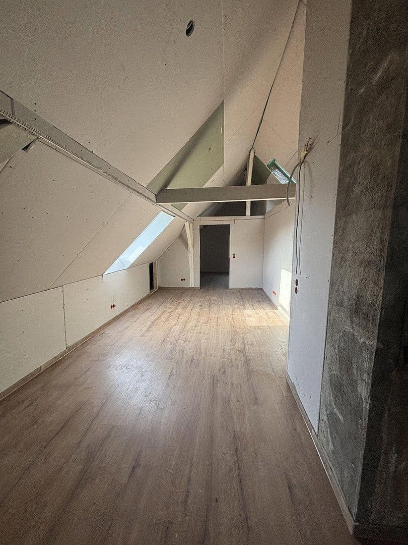 Pronájem bytu 2+kk 55 m², Münsingen, Bádensko-Württembersko Pronájem bytu 2+kk 55 m², Münsingen, Bádensko-Württembersko