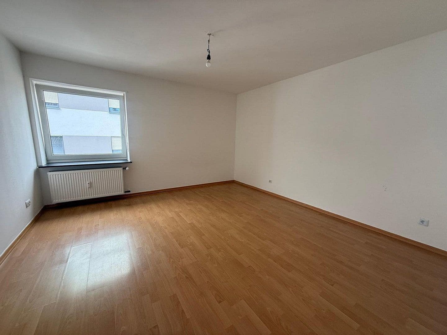 Pronájem bytu 2+1 62 m², Wormser Str. 15-17, Frankenthal, Porýní-Falc Pronájem bytu 2+1 62 m², Wormser Str. 15-17, Frankenthal, Porýní-Falc