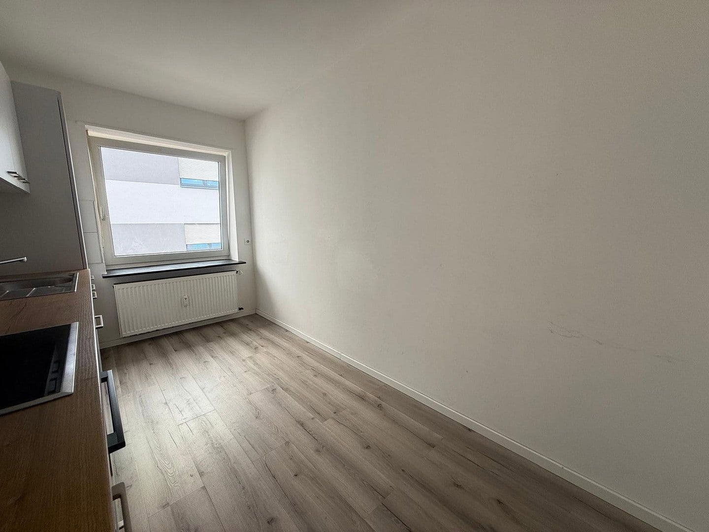 Pronájem bytu 2+1 62 m², Wormser Str. 15-17, Frankenthal, Porýní-Falc Pronájem bytu 2+1 62 m², Wormser Str. 15-17, Frankenthal, Porýní-Falc